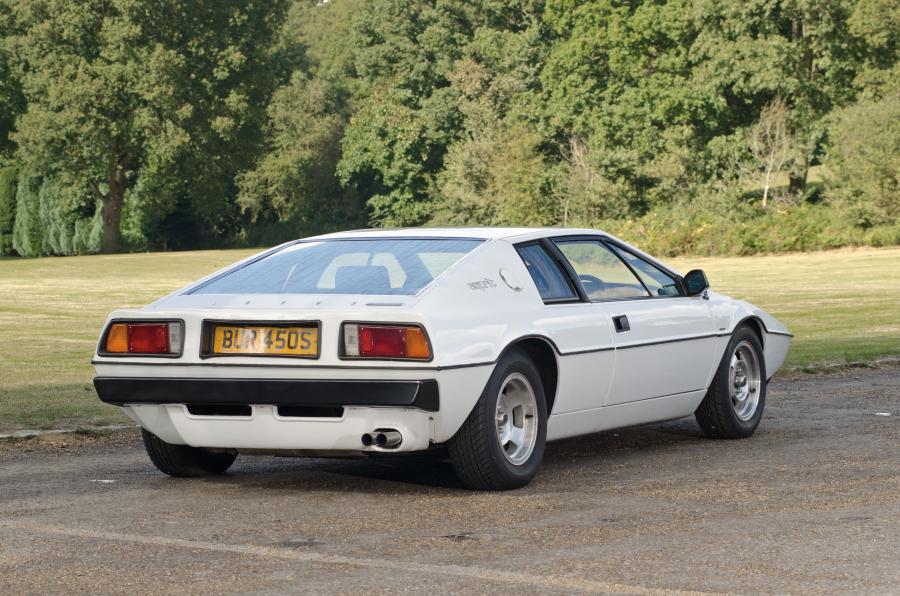  Lotus Esprit Series I 1978 года  (фото 13 из 13)